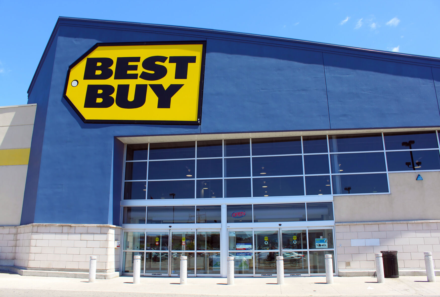 1966: Best Buy